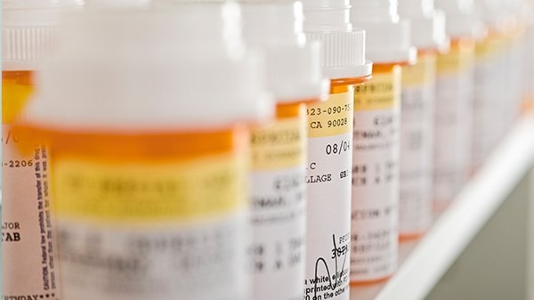 老人用“敌百虫”给孙子洗澡 不料双双<a href=