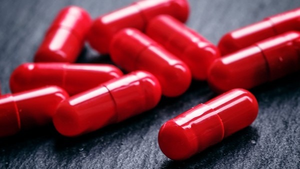 母亲为儿买药被认定为“贩毒”罕见病用药短缺的窘境怎么破？